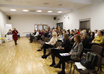 vyko projekto „Bendradarbiavimas integruojant socialinę atskirtį patiriančius vaikus ir paauglius“ baigiamoji konferencija