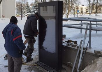 Šalia Turizmo ir verslo informacijos centro – išmanus lauko ekranas