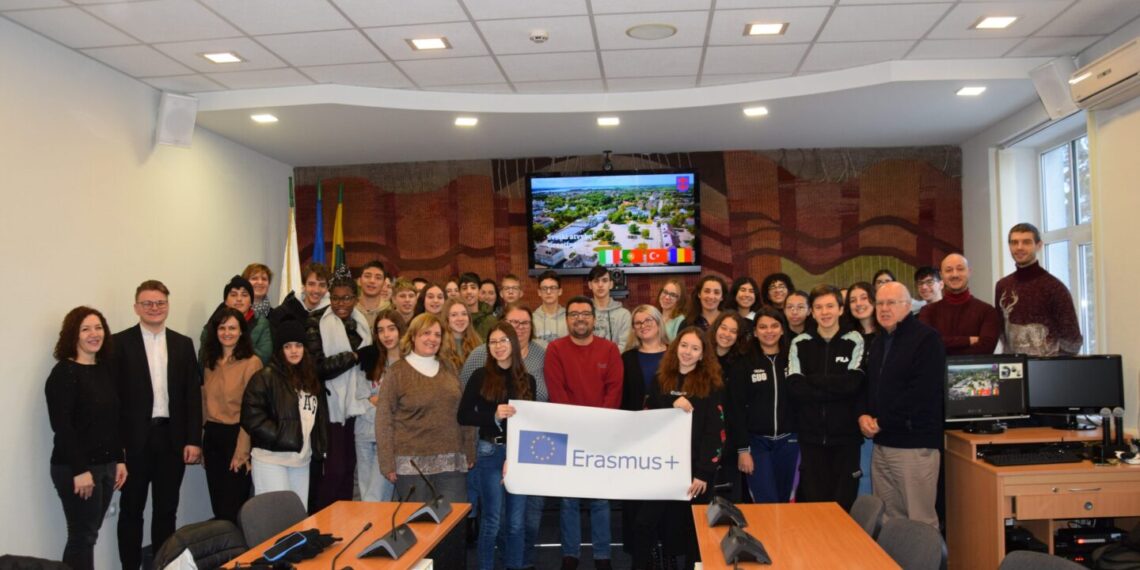 Vilkaviškio savivaldybėje lankėsi Erasmus+ projekto dalyviai