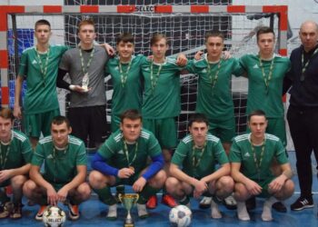 Jaunimo salės futbolo turnyre sporto centro futbolininkai iškovojo antrąją vietą