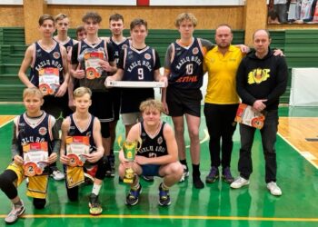 Kazlų Rūdos sporto centro krepšininkai šešių komandų Kalėdiniame turnyre iškovojo antrąją vietą
