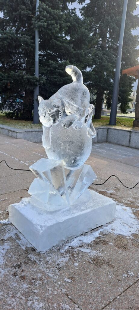 Ledo skulptūros Marijampolėje
