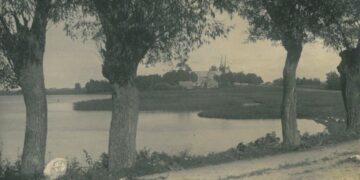 Apžiūrėti brolių Rimšų tėviškę tarpukaryje atvykdavo ekskursijos