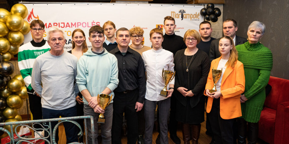 Apdovanoti geriausi 2022 metų Marijampolės sporto centro sportininkai @ marijampole.lt
