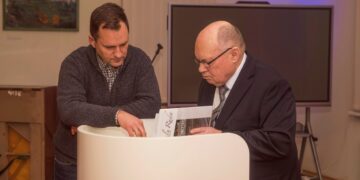 Kazlų Rūdoje iškilmingai pasitiktas ilgai lauktas leidinys