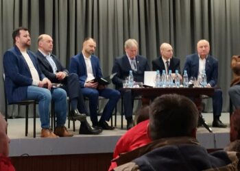 Kalvarijoje – pirmasis kandidatų į merus susidūrimas