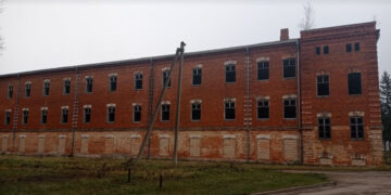 Internuotųjų stovyklos pastatai