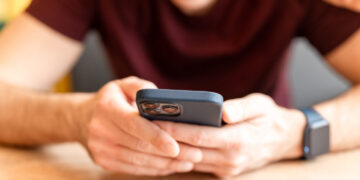 Naudojimasis telefonu