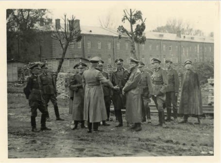 Karo belaisvių stovykla Kalvarijoje. Foto iš S. Palionienės asmeninės kolekcijos