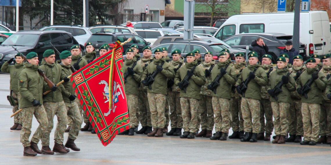 Marijampolėje - Vytenio bataliono kovinės vėliavos pakeitimo ir 30-ųjų bataliono įkūrimo metinių iškilmės