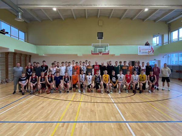 Marijampolėje vyko 3x3 krepšinio mokomoji treniruotė