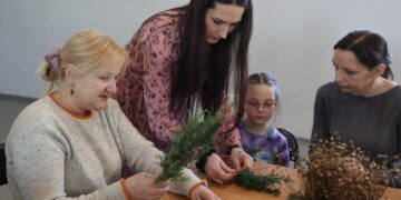 Marijampolės kultūros centre vyko edukacija „Sūduvietiškos verbos rišimas“