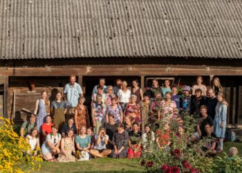 „Bruknyčia“ ir VU folkloro ansamblis RATILIO