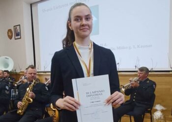 Kalvarijos gimnaziją lydėjo sėkmė Lietuvos mokinių jaunųjų filologų konkurse