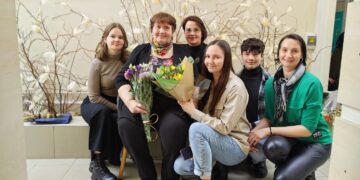 Šakių viešojoje bibliotekoje atidaryta Teresės Virokaitienės deimantinės mozaikos paveikslų paroda