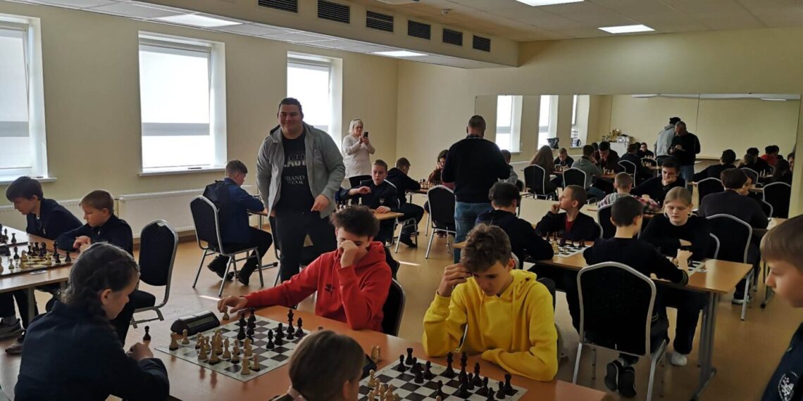 Vyksta švietimo įstaigų greitųjų šachmatų pirmenybių finalas