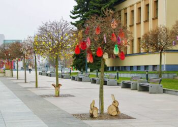 Marijampolė  gražiausią pavasario šventę – Šv. Velykas pasitinka nuostabiai pasipuošusi