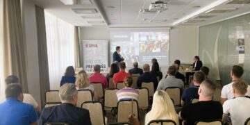 SPIVA prezidentas Vaidas Šalaševičius ataskaitinių metų veiklos ataskaitą /J. Švedas nuotr.