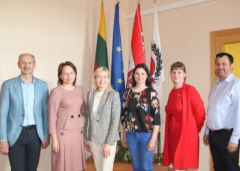 Kalvarijoje vyko susitikimas su labdaros ir paramos fondo „Maisto bankas“ atstovėmis