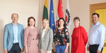 Kalvarijoje vyko susitikimas su labdaros ir paramos fondo „Maisto bankas“ atstovėmis