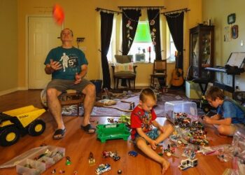 Stalo žaidimai vaikams: kuo jie naudingi vaikui?