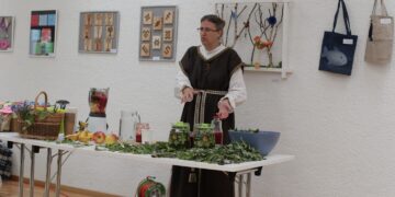 Marijampoliečiams augalų gerąsias savybes atskleidė biologė, žolininkė Monika Smilgytė