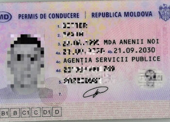 Moldavą įklampino netikras vairuotojo pažymėjimas