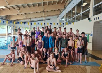 Šakių baseine vyko atviros Šakių jaunimo kūrybos ir sporto centro vaikų plaukimo pirmenybės