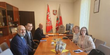 Šakių savivaldybėje lankėsi Lietuvos Junior achievement (LJA) direktorė