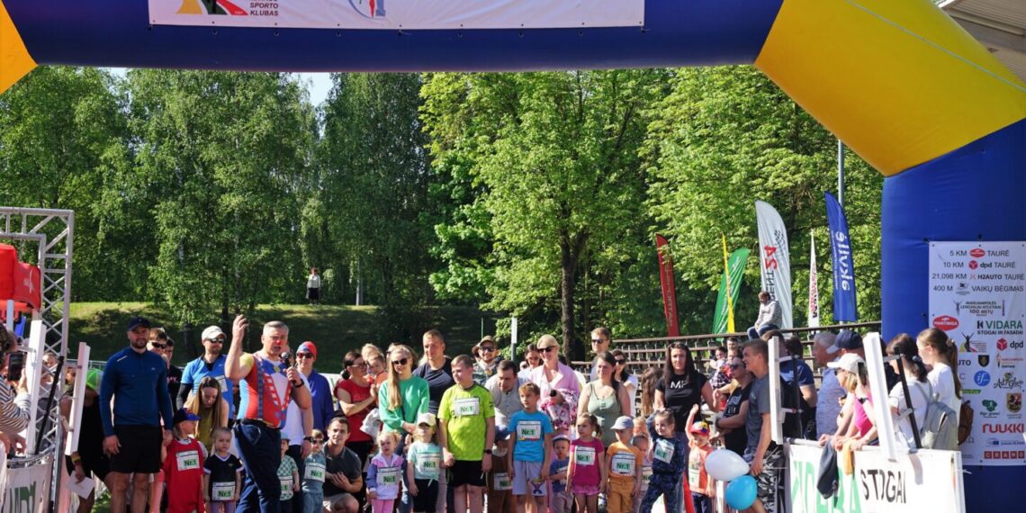 Sportinių emocijų ir laimėjimų kupinas jubiliejinis bėgimas „Bėgam už Marijampolę“!