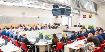 Tarybos posėdyje prisiekė keturi nauji Savivaldybės tarybos nariai