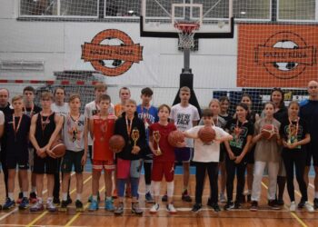 Paaiškėjo geriausi Kazlų Rūdos savivaldybės 5-12 klasių krepšininkai