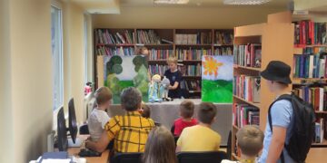Ąžuolų Būdos ir Višakio Rūdos bibliotekose - spektakliai vaikams