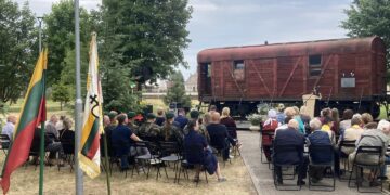 Tremtinių ir politinių kalinių vardų ir likimų skaitymas