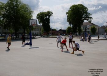 Kalvarijoje vyko moksleivių krepšinio 3 prieš 3 turnyras