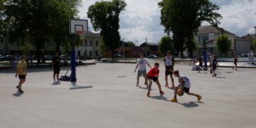 Kalvarijoje vyko moksleivių krepšinio 3 prieš 3 turnyras