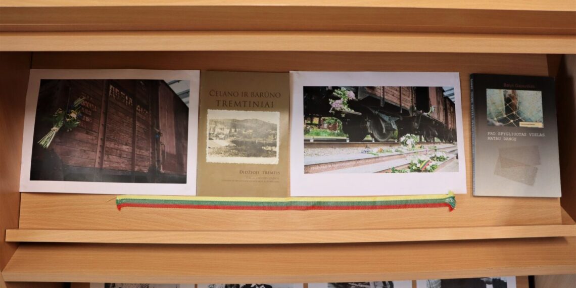 Kazlų Rūdoje demonstruojama tremtinių fotografijų paroda „Tas iškankintas tremties istorijos medis“