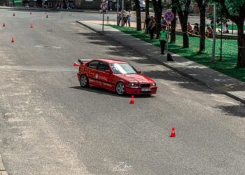 Šakiuose vyko automobilių slalomo varžybos „Šakių rajono Mero taurei laimėti“