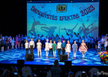 Šventės „Draugystės efektas 2023“ dalyviai džiugino meniniais gebėjimais ir puikia nuotaika