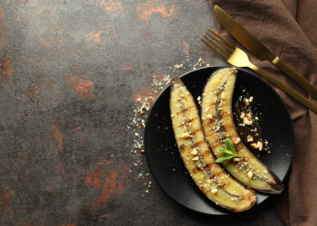 Grilinti bananai