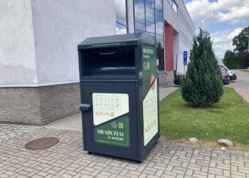 Nereikalingų daiktų surinkimo konteineris Marijampolėje