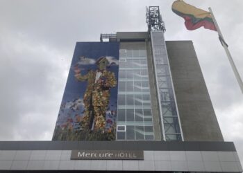 Piešinio plotas - bene 300 kvadratinių metrų