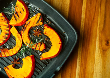 Nustebinkite savo skonio receptorius: vasarą pagrilinkite šviežut šviežutėlį moliūgą