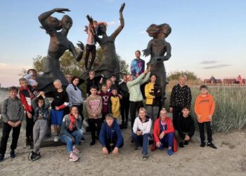 Šventojoje vyko vaikų vasaros poilsio stovykla ,,Vaivorykštė 2023“