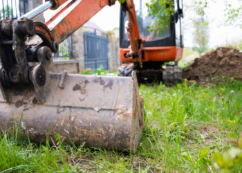 Marijampolėje Tarpučių, Lazdynų, Karklų ir kitose gatvėse vyksta melioracijos darbai