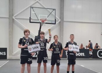 Kalvarijos SC komanda - Lietuvos 3x3 krepšinio čempionato prizininkai