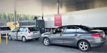 Lietuvos piliečiams rekomenduojama nevykti į Baltarusiją – nerizikuoti savo saugumu