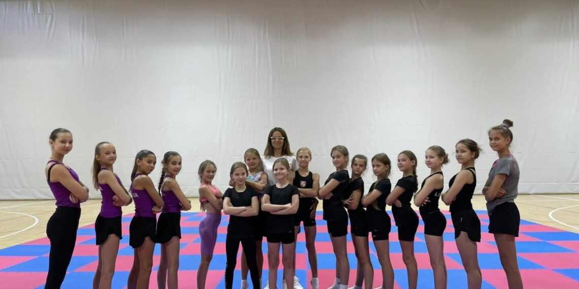 Marijampolės sporto centro sportininkai dalyvavo aerobinės gimnastikos stovykloje