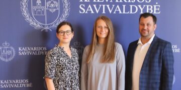 Nauja direktorė Kalvarijos savivaldybės kultūros centre (viduryje)