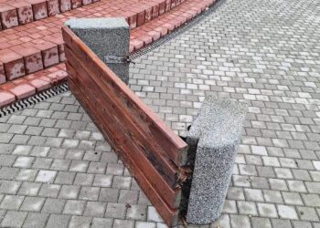 Pilviškiuose vandalai nepasigailėjo miesto viešųjų erdvių